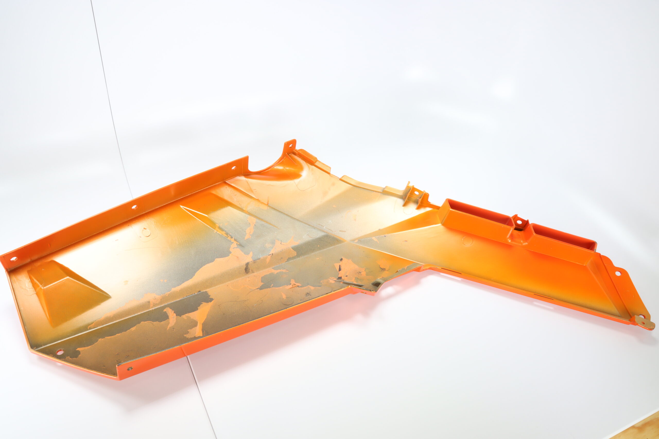 REAR DECO PLATE - LAVA ORANGE - RIGHT - CFMoto OEM - 9060-040004-0YD00 - Image 4