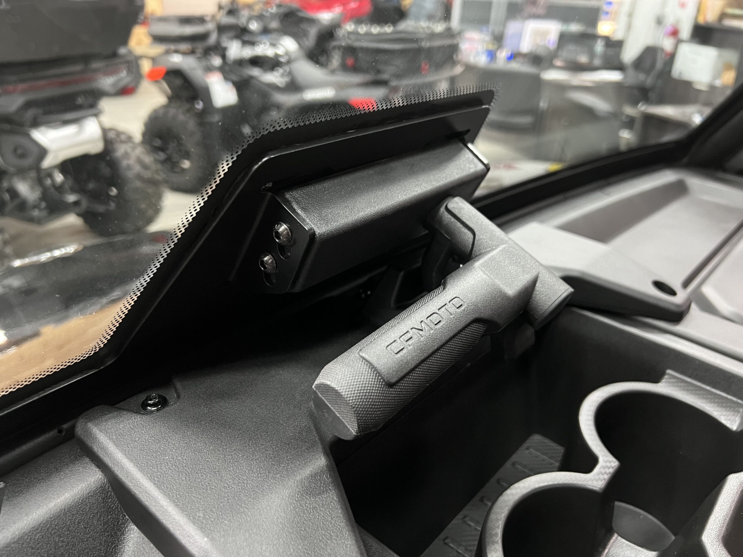 Glass Tip Out Windshield, CFMoto OEM - 5HYV-805800-1K02 - Fits 2024+ UForce 1000 - Image 3