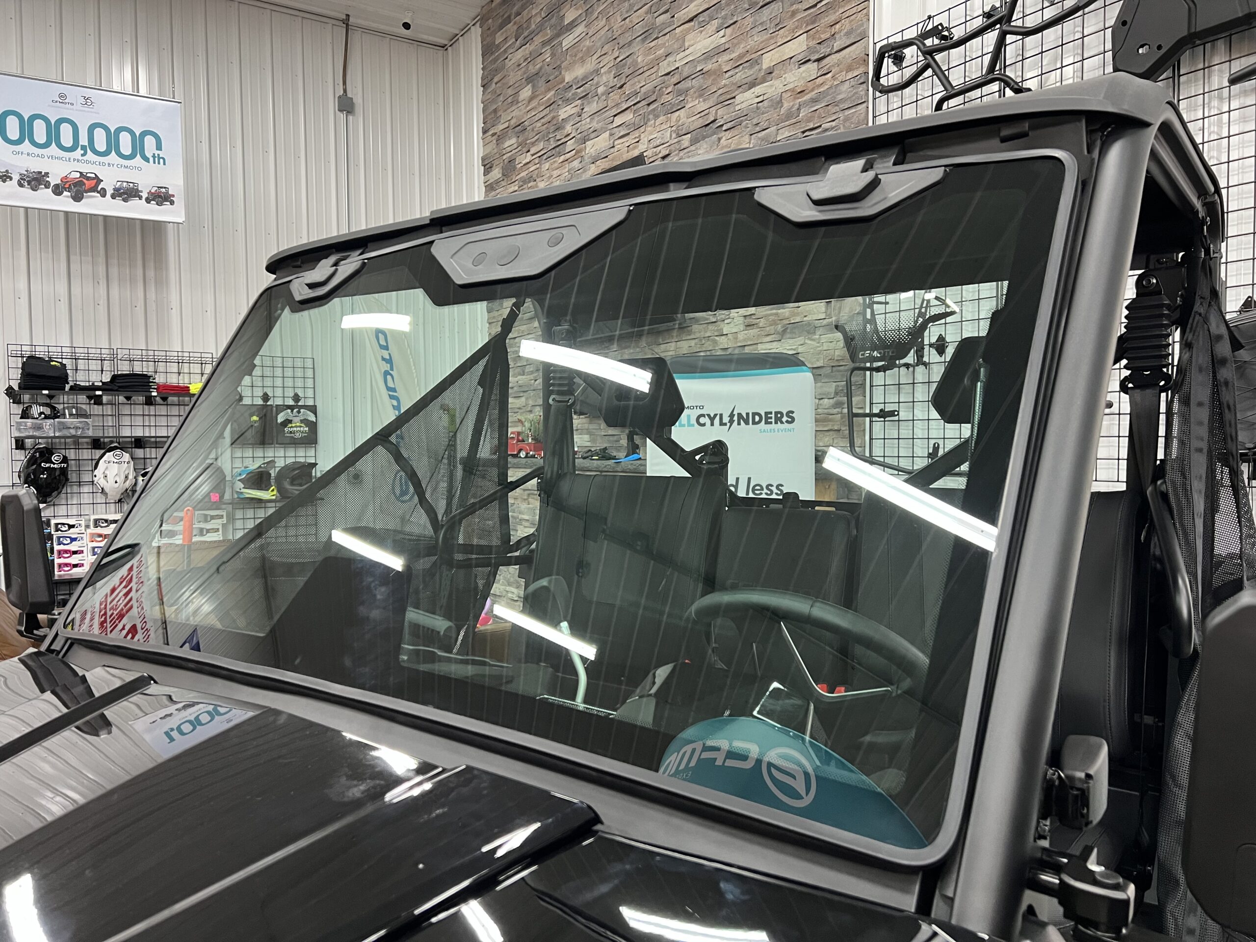 Glass Tip Out Windshield, CFMoto OEM - 5HYV-805800-1K02 - Fits 2024+ UForce 1000 - Image 4
